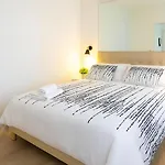Saint Paul 22 Apartman *