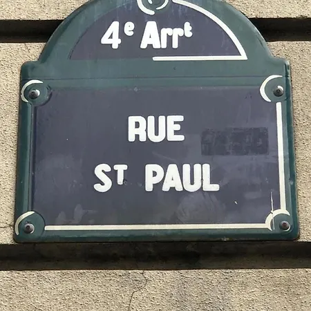 Saint Paul 22 * Paris
